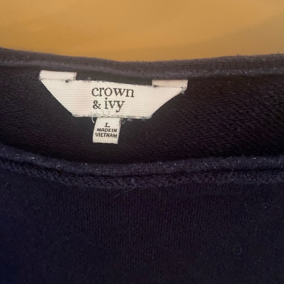 Crown and ivy Hello weekend sweater - Picture 2 of 2